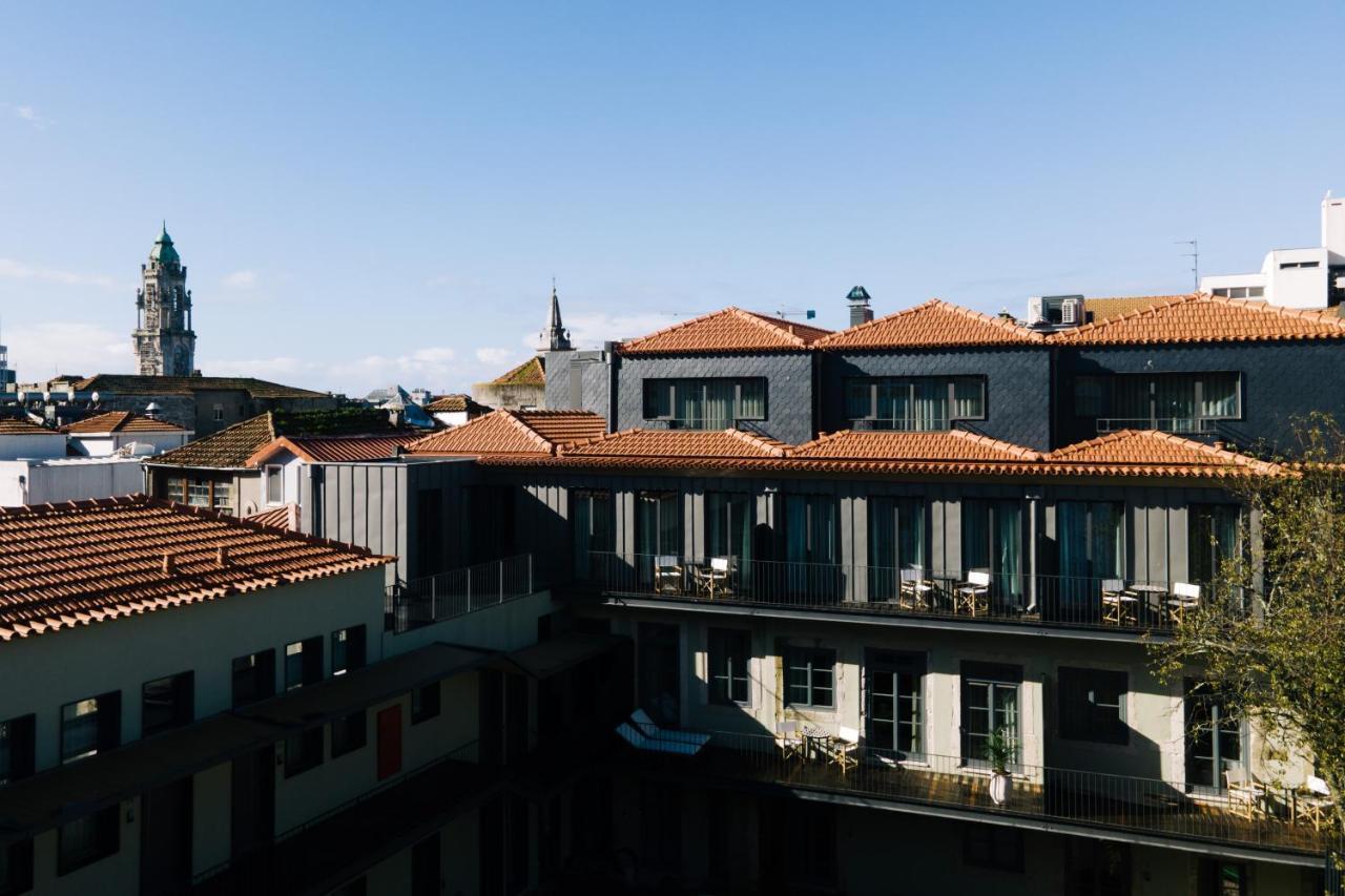 Hotel Bonjardim 560 à OOporto Extérieur photo The hotel in 2014